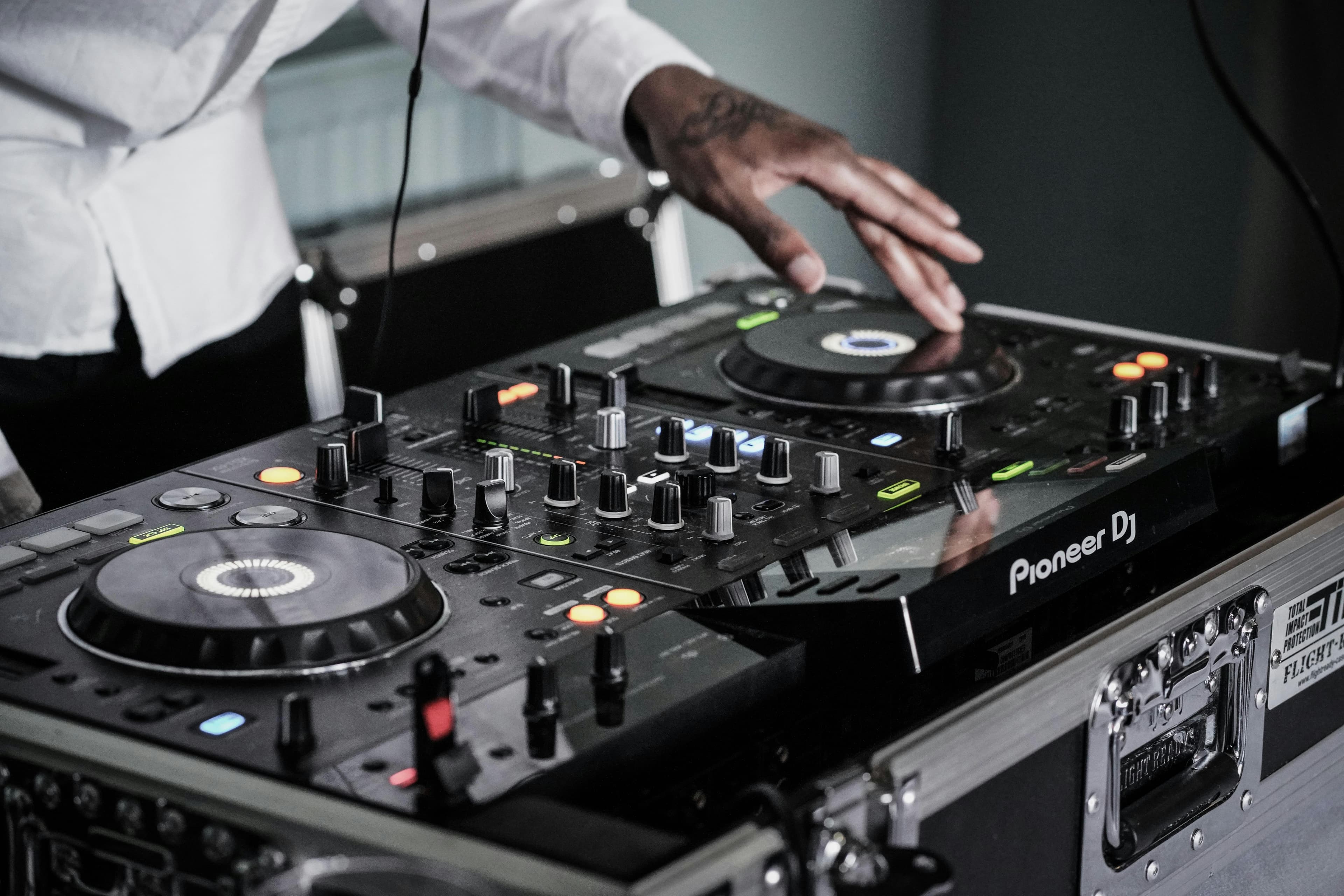 DJ guidance session